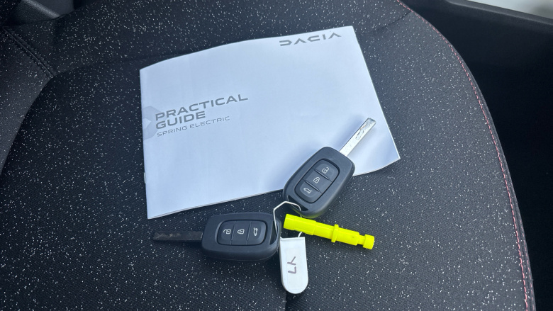 Dacia Spring 27kWh Expression 65 48kW 5dr Auto Electric Hatchback